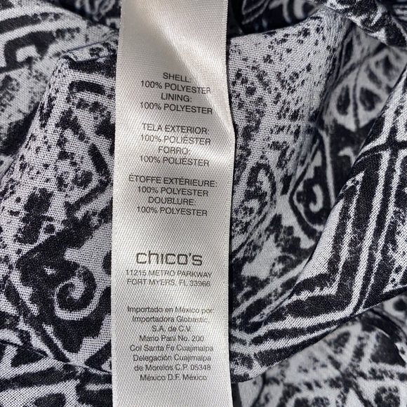Chico’s long bell sleeve Aztec Boho print black and white top Chico’s 0 US S/4 - Picture 4 of 8